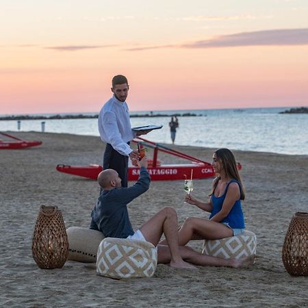 Excelsior Hotel, Spa & Lido Pesaro Eksteriør bilde