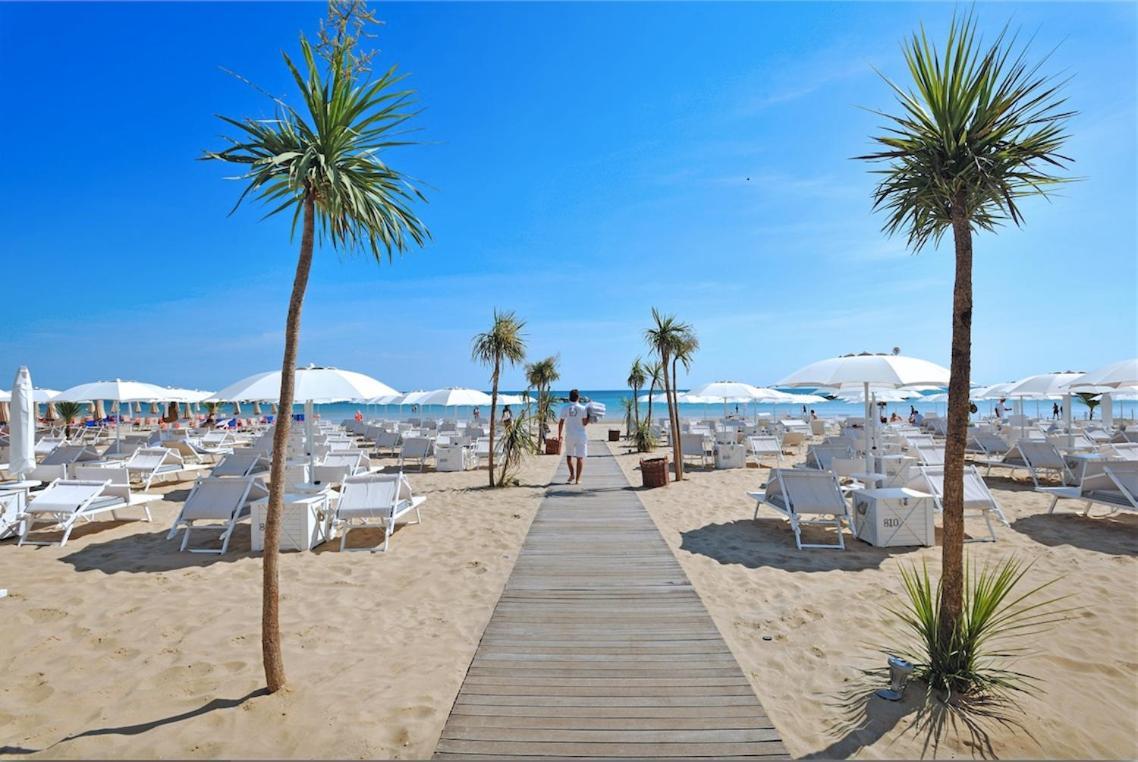 Excelsior Hotel, Spa & Lido Pesaro Eksteriør bilde