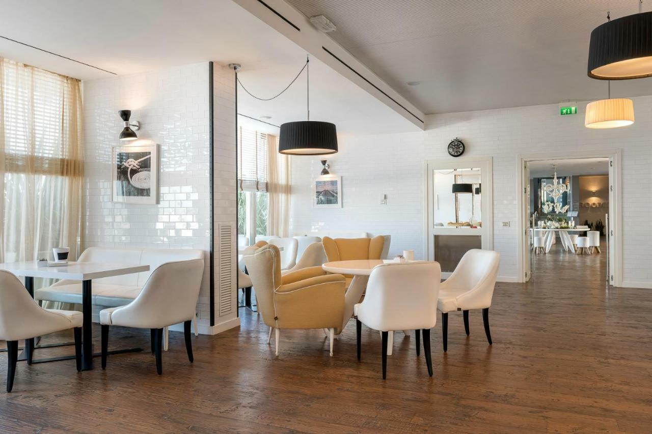 Excelsior Hotel, Spa & Lido Pesaro Eksteriør bilde