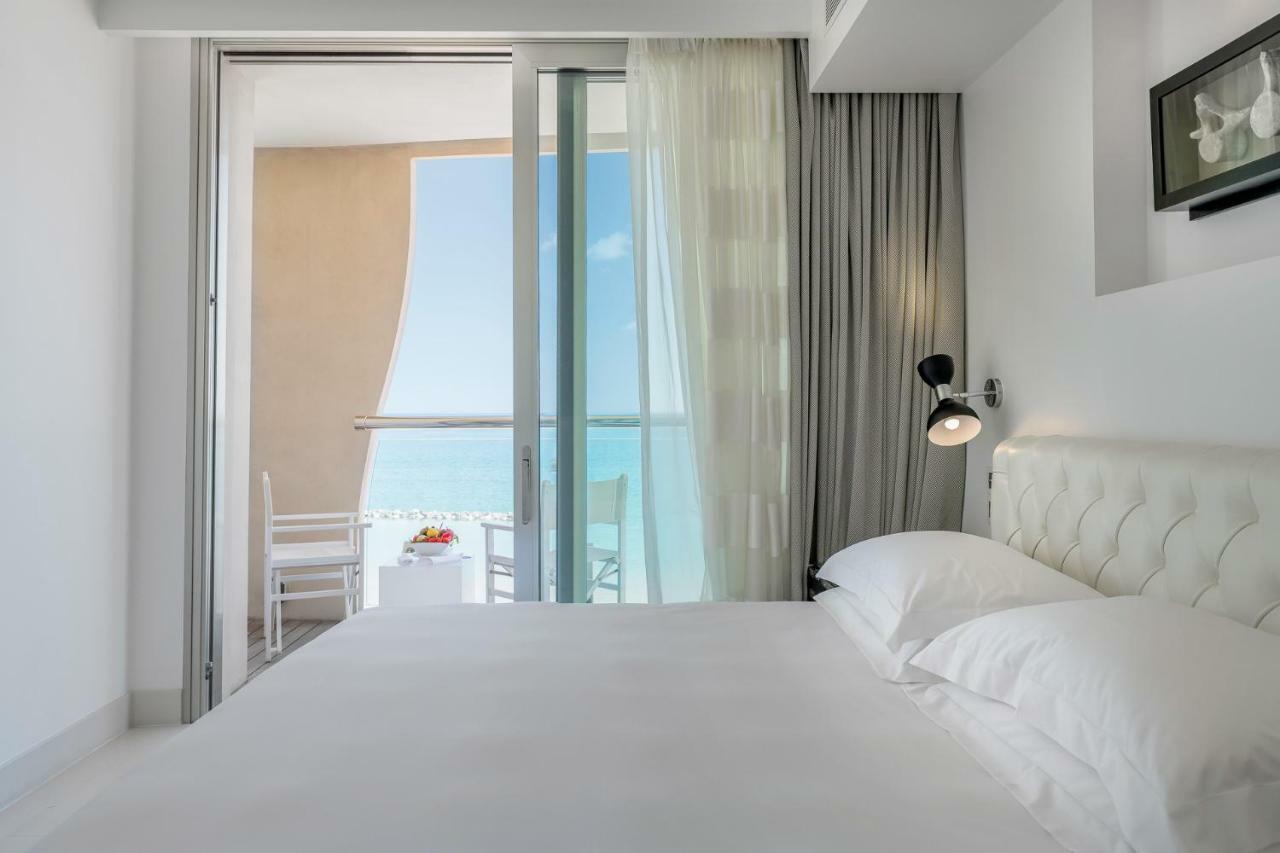 Excelsior Hotel, Spa & Lido Pesaro Eksteriør bilde
